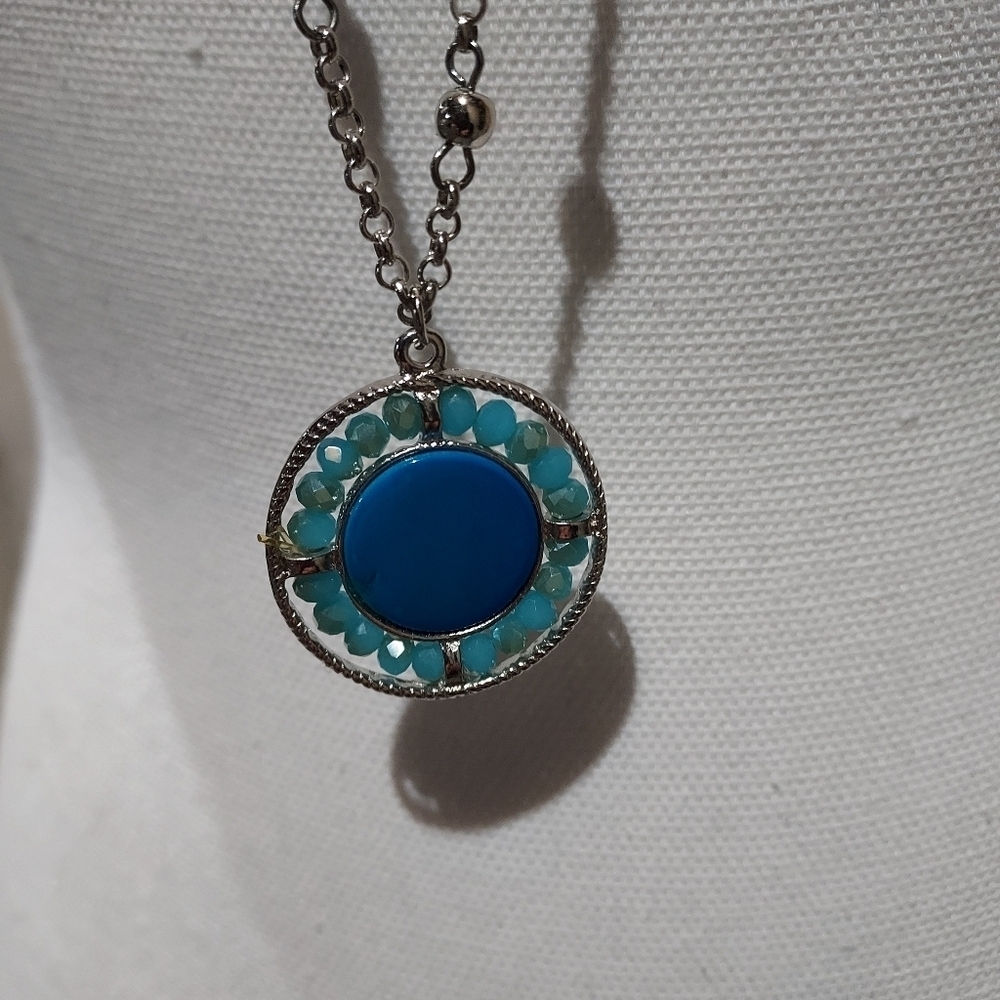 CASCADE NECKLACE - Picture 6 of 9